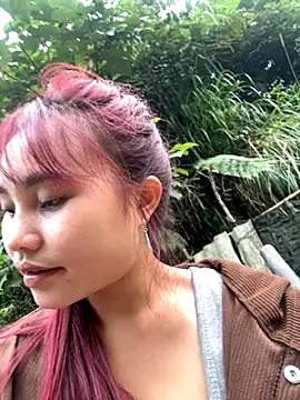 Snapshot of EllyBaby20 chatting on October 26, 2025, 10:04 am EllyBaby20 online show from October 26, 2025, 10:04 am