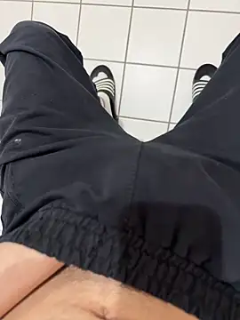 Dicksxd online show from April 10, 2026, 9:11 pm