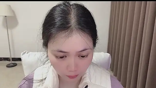 zora-168 online show from November 19, 2025, 3:39 am