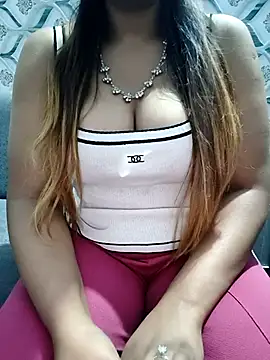 Snapshot of siya00 chatting on November 10, 2025, 8:47 pm siya00 online show from November 10, 2025, 8:47 pm