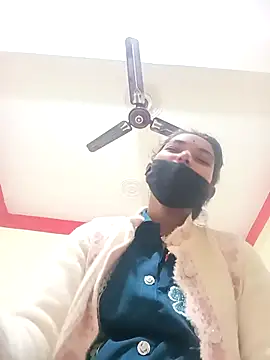 Chandni Love143 online show from December 3, 2025, 3:29 am