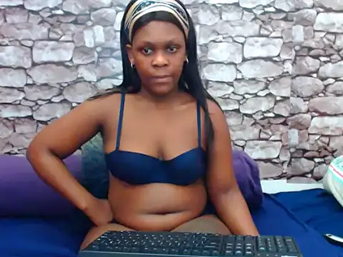 Snapshot of MiniMinaj chatting on September 21, 2025, 7:35 am MiniMinaj online show from September 21, 2025, 7:35 am