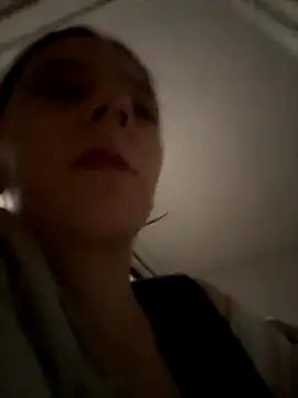 Snapshot of SugarBabyIvy chatting on September 15, 2025, 4:24 am SugarBabyIvy online show from September 15, 2025, 4:24 am