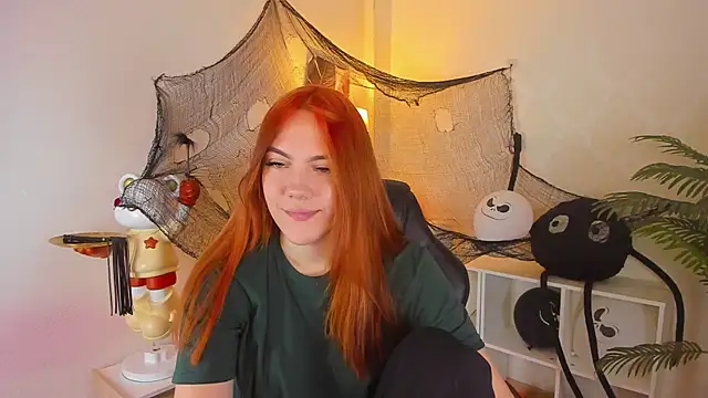 Snapshot of Gingerr_pie chatting on October 29, 2025, 7:02 pm Gingerr pie online show from October 29, 2025, 7:02 pm