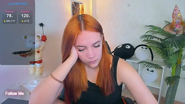 Snapshot of Gingerr_pie chatting on November 18, 2025, 6:44 pm Gingerr pie online show from November 18, 2025, 6:44 pm