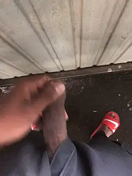 Snapshot of kavi1q1 chatting on October 22, 2025, 12:54 am kavi1q1 online show from October 22, 2025, 12:54 am