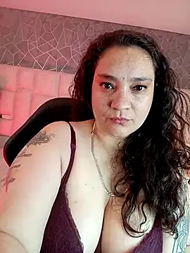 Snapshot of _im_alaya chatting on February 3, 2026, 6:40 am im alaya online show from February 3, 2026, 6:40 am