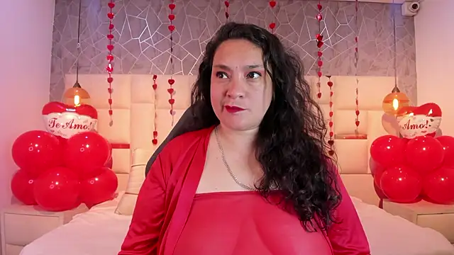 Snapshot of _im_alaya chatting on February 14, 2026, 4:13 am im alaya online show from February 14, 2026, 4:13 am