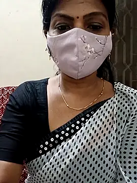 Snapshot of Rithya27 chatting on September 29, 2025, 6:24 pm Rithya27 online show from September 29, 2025, 6:24 pm