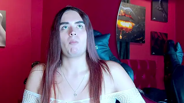 Maylu Fox online show from September 9, 2025, 12:03 pm