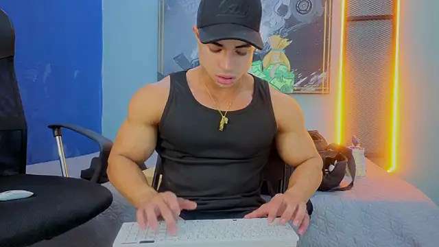 DylanGuss online show from November 20, 2025, 11:44 am