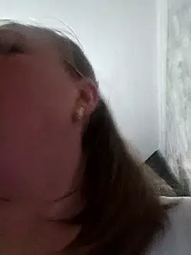 Kiss Eva online show from December 13, 2025, 8:26 pm