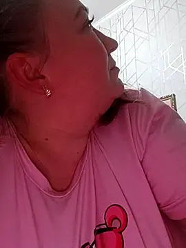 Kiss Eva online show from November 7, 2025, 5:17 pm