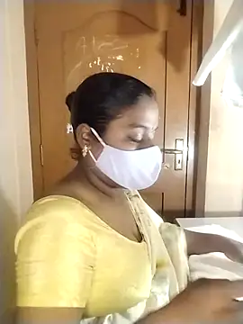 Snapshot of Megha_21 chatting on October 31, 2025, 6:15 pm Megha 21 online show from October 31, 2025, 6:15 pm