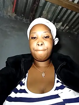 OCEANSQUITERXXX online show from October 15, 2025, 4:37 pm