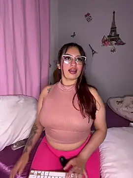 naomirouse  online show from November 5, 2025, 2:03 am