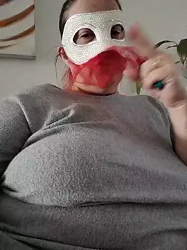 Snapshot of Trivia_magic chatting on March 13, 2026, 10:20 am Trivia magic online show from March 13, 2026, 10:20 am