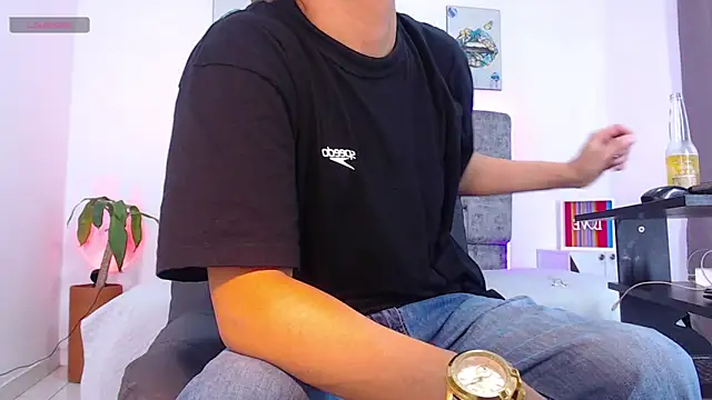 david santos16 online show from December 20, 2025, 4:04 am