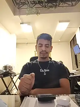 Juann-cock online show from May 21, 2026, 8:34 am