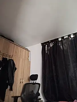 Snapshot of Juann-cock chatting on July 7, 2026, 6:11 pm Juann-cock online show from July 7, 2026, 6:11 pm