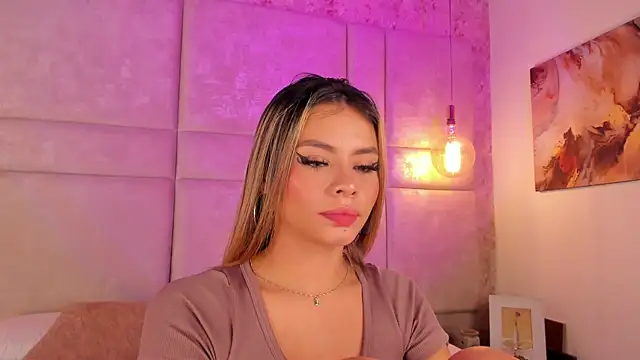 Snapshot of Mily_Vermont chatting on October 2, 2025, 7:50 pm Mily Vermont online show from October 2, 2025, 7:50 pm