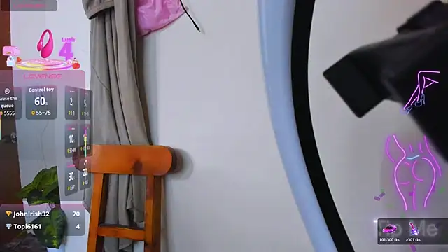 zou quira online show from November 27, 2025, 1:44 pm