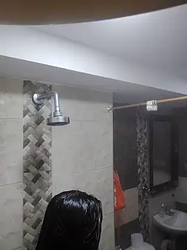 VioletxBloom online show from November 28, 2025, 4:51 pm