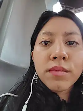 Snapshot of VioletxBloom chatting on December 3, 2025, 7:02 pm VioletxBloom online show from December 3, 2025, 7:02 pm