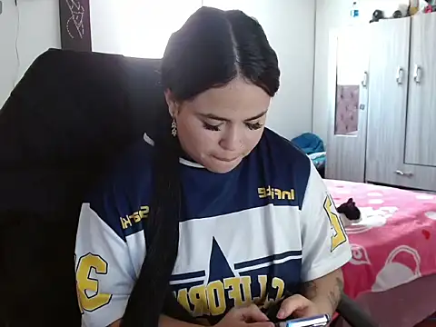 selena rose      online show from March 13, 2026, 5:51 pm