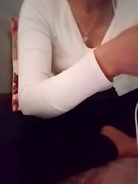 sulove xx online show from March 27, 2026, 2:42 am