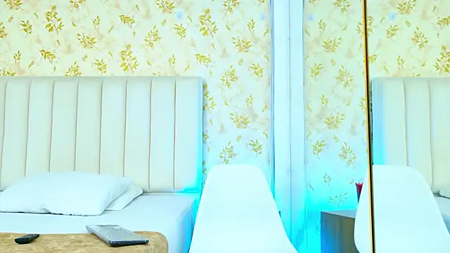 Samanta Isel online show from January 19, 2026, 3:10 am