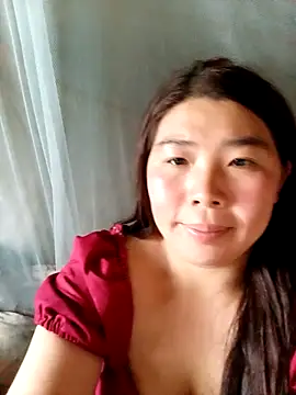 quynhkoolbae online show from November 18, 2025, 5:22 am