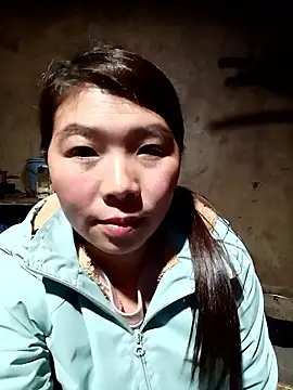 quynhkoolbae online show from January 8, 2026, 12:44 pm