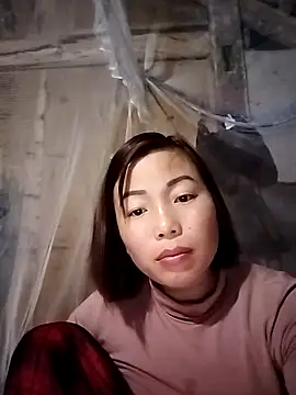 Annaacutee online show from December 5, 2025, 12:48 pm