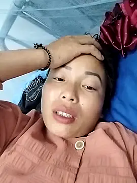 Annaacutee online show from October 17, 2025, 11:34 am