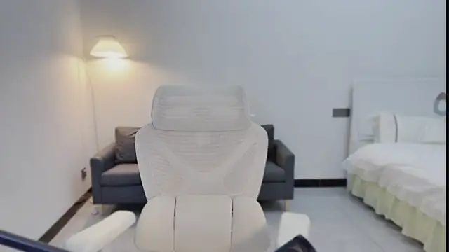 Maymay  online show from October 14, 2025, 11:04 pm