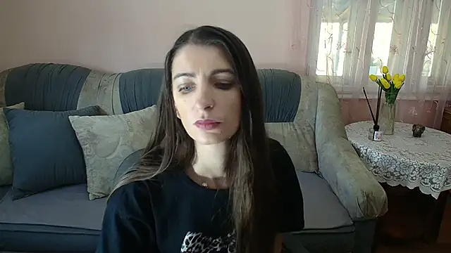 Snapshot of Ella_Myst chatting on October 19, 2025, 11:24 am Ella Myst online show from October 19, 2025, 11:24 am