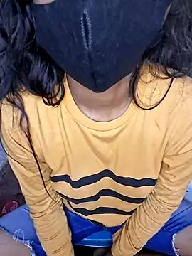 sunny sweet online show from June 18, 2026, 9:20 pm