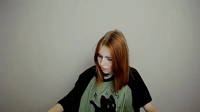 Snapshot of GuessMe___ chatting on October 23, 2025, 2:43 am GuessMe online show from October 23, 2025, 2:43 am