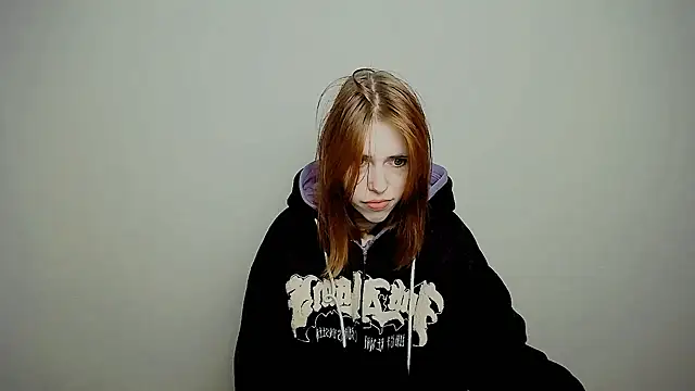 Snapshot of GuessMe___ chatting on October 24, 2025, 9:47 pm GuessMe online show from October 24, 2025, 9:47 pm