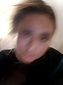 ivorywhisper online show from September 15, 2025, 7:58 pm