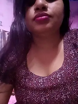 TINASONI online show from October 7, 2025, 3:13 pm