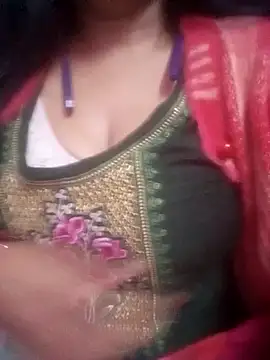 TINASONI online show from February 13, 2026, 10:43 pm