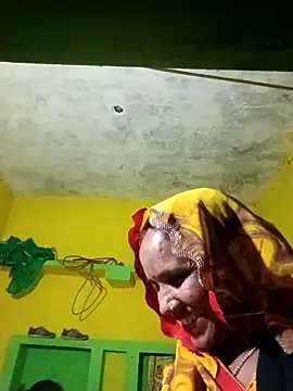 Snapshot of Rubi12A chatting on December 18, 2025, 2:43 pm Rubi12A online show from December 18, 2025, 2:43 pm