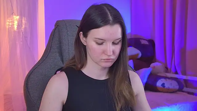 AgataWillis online show from April 10, 2026, 4:52 am