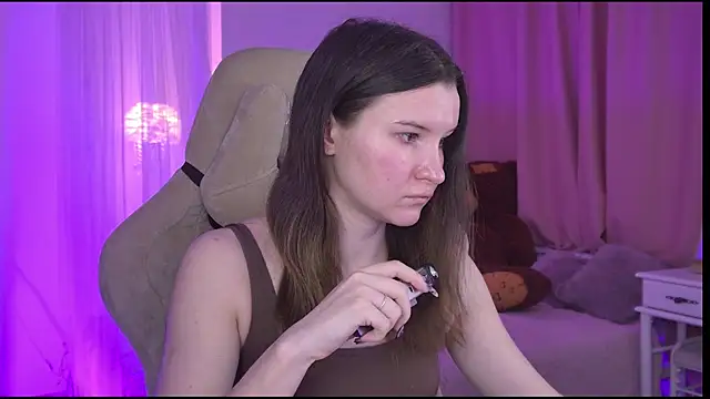 AgataWillis online show from April 4, 2026, 4:30 am