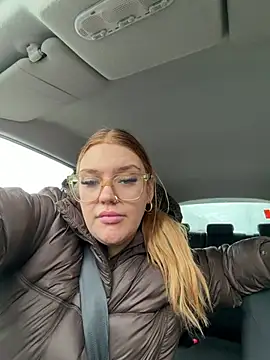 MysteriousMylaX online show from February 5, 2026, 2:35 pm