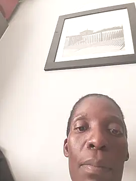 londie2 online show from September 17, 2025, 10:28 am