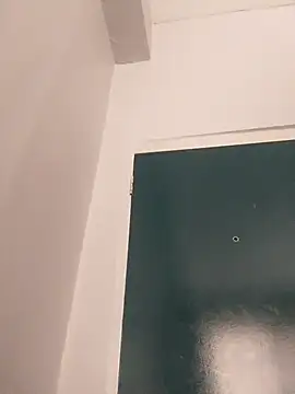 londie2 online show from September 26, 2025, 10:33 am