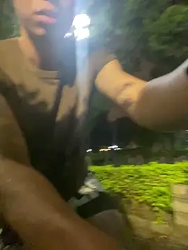 Snapshot of linh21107 chatting on November 2, 2025, 11:48 am linh21107 online show from November 2, 2025, 11:48 am